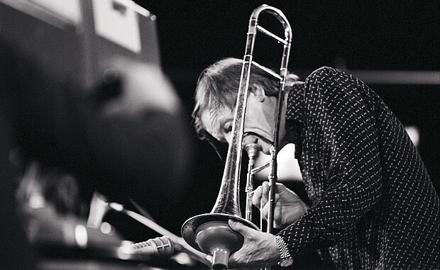 Jazz-Posaunist Albert Mangelsdorff; Foto: hr/Urban Kirchberg